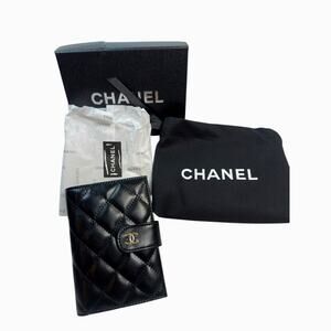 Chanel Beauty VIP Passport Holder Black Quilted CC GWP New w/ Box